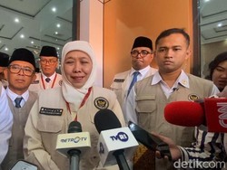 Reaksi Khofifah Usai Kadis ESDM Jatim Jadi Tersangka Pungli Perizinan