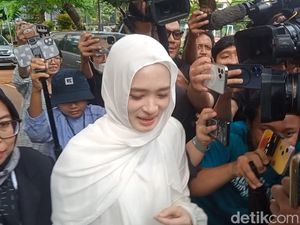 Inara Rusli Diperiksa Polisi, Akui Nikah Siri-Bantah Hubungan Intim