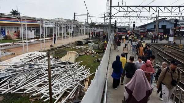 Jalur dan Peron Stasiun Bogor Diperluas