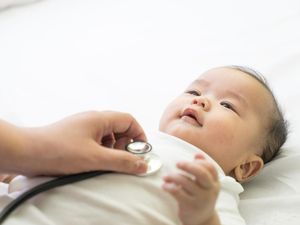 Ciri-ciri Penyakit Jantung Bawaan, Waspada jika Bayi Menyusu Terlalu Lama