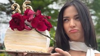 Gaya Nia Ramadhani Rayakan Ultah ke-36, Pakai Jam Tangan Pria Rp 55 Juta