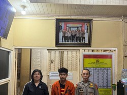 Perampas HP yang Video Call Minta Tembusan ke Korbannya Ditangkap!