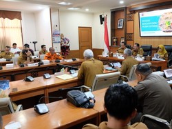 Gresik Siaga Kekeringan, Bupati Yani Tekankan Respons Cepat