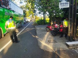 Siswi SD Tewas Terlindas Truk di Jalun Denpasar-Gilimanuk, Sopir Sempat Kabur