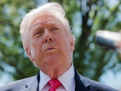 Trump Klaim Iran Setuju Serahkan Persediaan Uranium ke AS