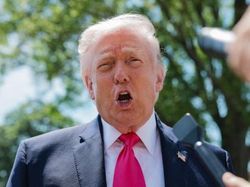 Tuduh Iran Langgar Gencatan Senjata, Trump Kirim Delegasi Nego ke Pakistan