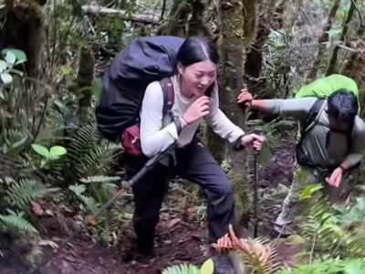 Pendakian Wendy Walters di Gunung Leuser: Minum Air Rawa hingga Hujan Es