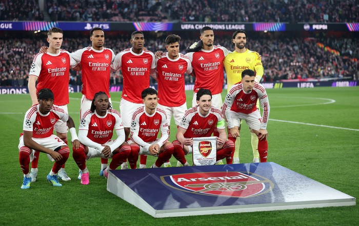 Soccer Football - UEFA Champions League - Quarter Final - Second Leg - Arsenal v Sporting CP - Emirates Stadium, London, Britain - April 15, 2026 Arsenal players pose for a team group photo before the match REUTERS/Hannah Mckay