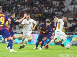 Clash of Legends: Barcelona Legends Gebuk DRX World Legends 3-0