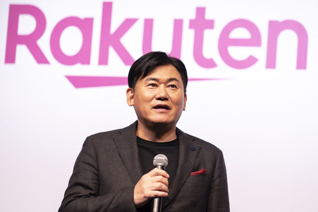 Rakuten group's CEO Hiroshi Mikitani delivers a speech during a Rakuten Mobile press conference in Tokyo on February 25, 2022. (Photo by Charly TRIBALLEAU / AFP)