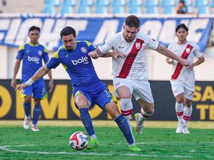 Milo Sambat Persis Solo Main Jelek Usai Kalah 0-2 dari Arema