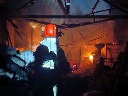 Pabrik Penggilingan Padi di Ciamis Terbakar!