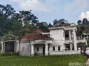 Fakta Menarik di Balik Pembangunan Istana Eropa Modal Rp 50 Juta