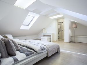 Loteng Disulap Jadi Kamar Tidur, Memang Cocok buat di RI? Ini Kata Arsitek