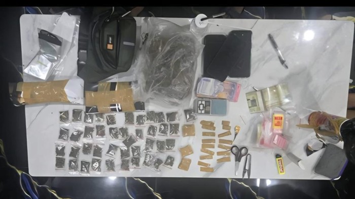 Dua Pria Pengedar Narkoba Ditangkap di Jonggol Bogor, 1 Kg Ganja Disita