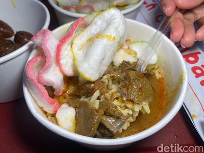 Jajan Sambil Main di Taman Bendera Pusaka Barito, Ada Apa Saja?