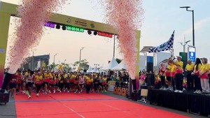 Ketika Pelari Rekreasi dan Tenaga Kesehatan Beradu Cepat