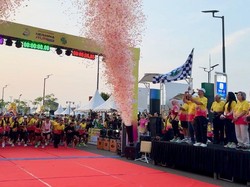 Ketika Pelari Rekreasi dan Tenaga Kesehatan Beradu Cepat