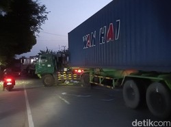 Kronologi Truk Rem Blong Hantam 5 Kendaraan-4 Tewas di Probolinggo