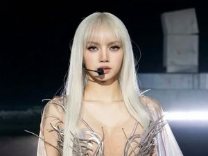 Lisa BLACKPINK Tampil di Coachella 2026 Bareng Anyma, Cantiknya Unreal Bak AI
