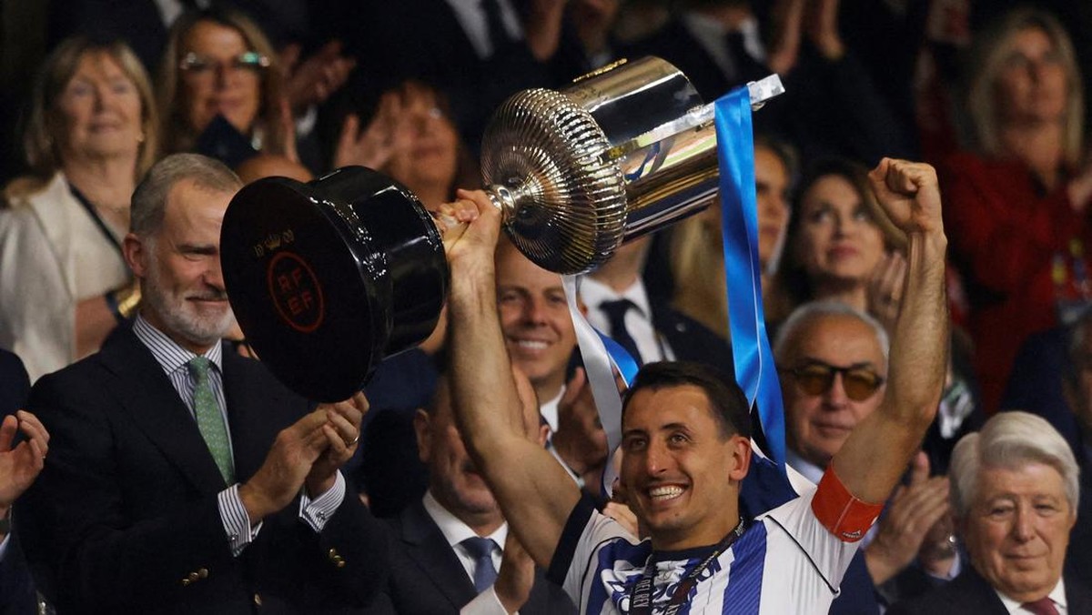 Mikel Oyarzabal memperpanjang catatan apiknay di partai final: 6 laga, 6 gol. (REUTERS/Marcelo del Pozo)
