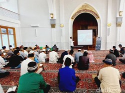 Antusias Warga Ikuti Pelatihan Sembelih Hewan Kurban di Masjid Al Abduh