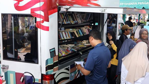 Perpustakaan Keliling Hadirkan Literasi di Ruang Publik