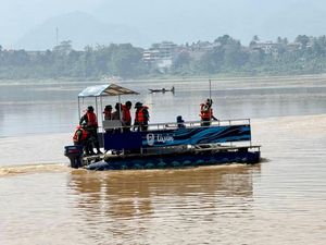 Upaya Menyelamatkan PLTA Saguling dari Ancaman Eceng Gondok