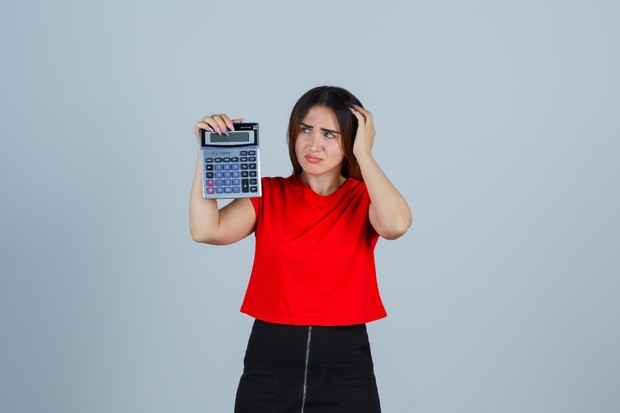 Meski menarik, memory investing juga punya risiko seperti pengeluaran impulsif dan kurangnya perencanaan keuangan jangka panjang.