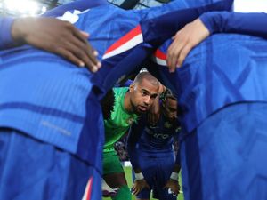 Chelsea 404: 4 Laga, 0 Gol, 4 Kalah