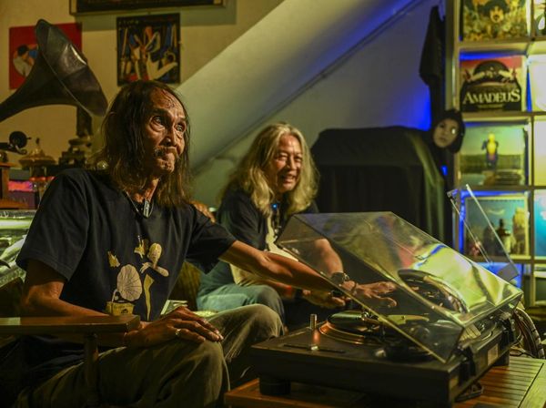 Dari Vinil hingga Kaset, Groove Story Hidupkan Budaya Musik Analog