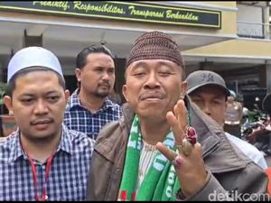 Kades Lumajang Maafkan 10 Pengeroyoknya, tapi Kasus Hukum Lanjut Terus