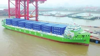 China Luncurkan Kapal Kontainer Listrik Terbesar Sejagat