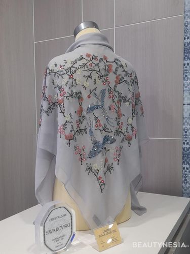 Koleksi hijab mewah dari Bawal Exclusive Indonesia