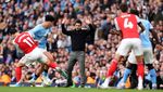 Meme Botol hingga Analogi Kelinci-Bebek Ledek Arsenal yang Dijegal Man City