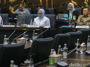 DIM RUU PPRT, Baleg DPR Debat Batasan Usia Minimal 18 Tahun bagi PRT