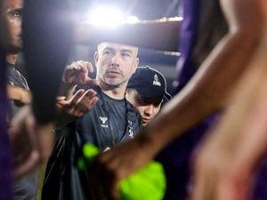 Nirbobol Kedua Persik di Bawah Marcos Reina