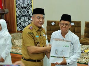 Pemkot Palembang Lepas Keberangkatan 80 Calon Haji, Pesan Jaga Kesehatan