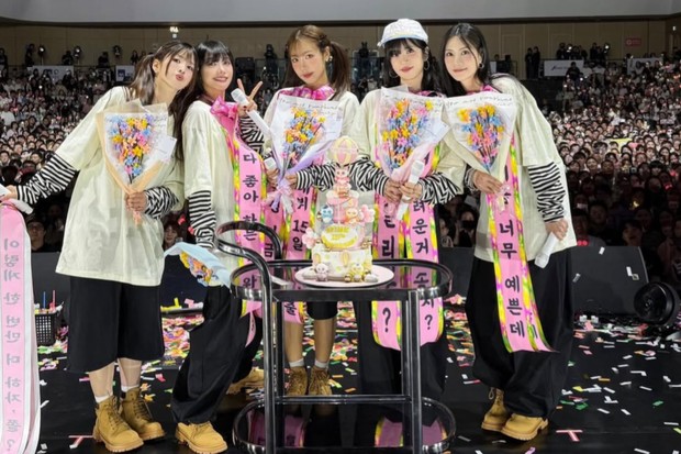 Perayaan debut ke-15 tahun Apink berlangsung secara istimewa karena dirayakan secara langsung di hadapan penggemar melalui konser di Hongkong.