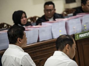 Potret Dua Bos Sritex Dituntut 16 Tahun Penjara di Kasus Kredit