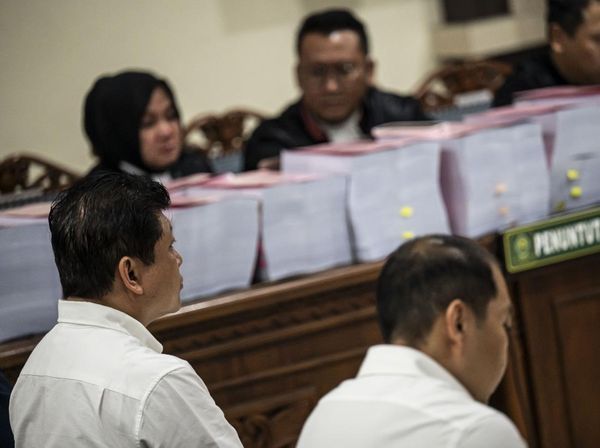 Potret Dua Bos Sritex Dituntut 16 Tahun Penjara di Kasus Kredit