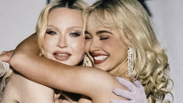 Gaya Seksi Sabrina Carpenter di Coachella, Makin Panas Saat Madonna Muncul