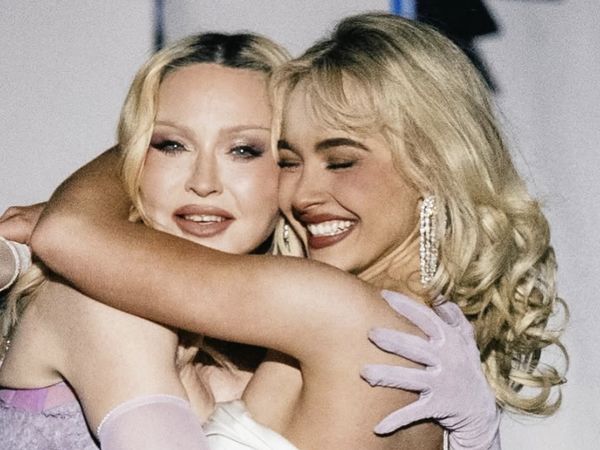 Gaya Seksi Sabrina Carpenter di Coachella, Makin Panas Saat Madonna Muncul