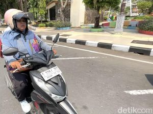Kisah Amelia Kartini Aspal Tangguh Susuri Kerasnya Jalanan Lamongan