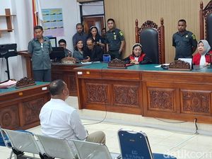 Posisi Anggota DPRD Kupang Mokris Lay Belum Aman meski Divonis Bebas