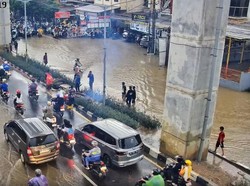 Sejumlah Jalan di Palembang Macet Usai Palembang Diguyur Hujan