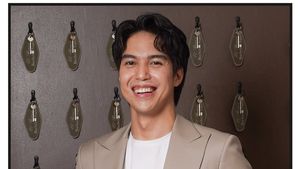 Gaya El Rumi Pakai Jam Rolex di Bachelor Night, Auranya Beda Jelang Nikah