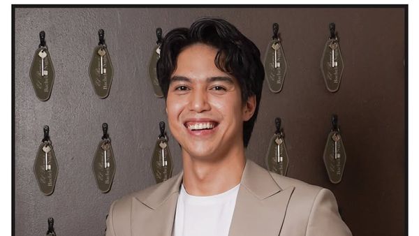 Gaya El Rumi Pakai Jam Rolex di Bachelor Night, Auranya Beda Jelang Nikah