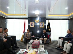 Kapolda Sumsel Bahas Legalisasi Sumur Minyak Rakyat dengan SKK Migas