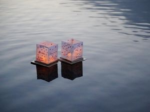 Lentera Harapan Mengapung di Xochimilco